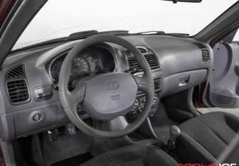 Подержанный автомобиль Hyundai Accent Sedan 2007 года (18 фото)