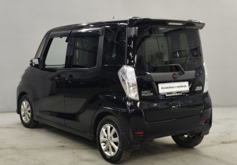 Подержанный автомобиль Nissan Dayz Roox 2016 года (7 фото)