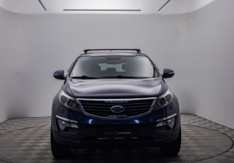 Подержанный автомобиль Kia Sportage 2011 года (2 фото)
