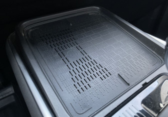 Подержанный автомобиль Haval H3 2024 года (18 фото)