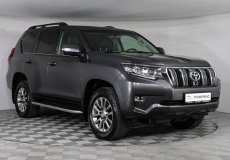 Подержанный автомобиль Toyota Land Cruiser Prado 2018 года (3 фото)