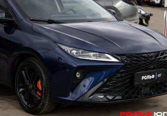 Подержанный автомобиль Omoda S5 GT 2023 года (21 фото)