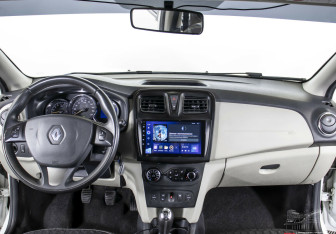 Подержанный автомобиль Renault Logan Sedan 2017 года (8 фото)