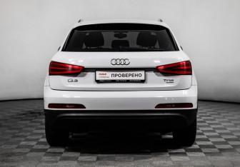 Подержанный автомобиль Audi Q3 2012 года (6 фото)