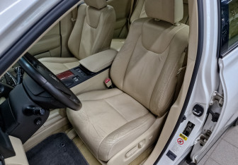 Подержанный автомобиль Lexus RX 2012 года (19 фото)