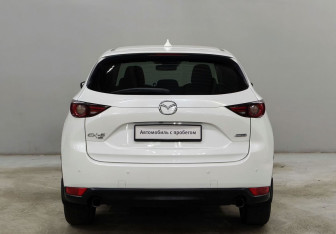 Подержанный автомобиль Mazda CX-5 2017 года (6 фото)