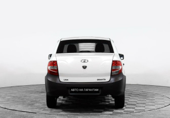 Подержанный автомобиль LADA (ВАЗ) Granta Sedan 2014 года (4 фото)
