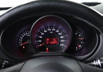 Подержанный автомобиль Kia Soul 2017 года (11 фото)