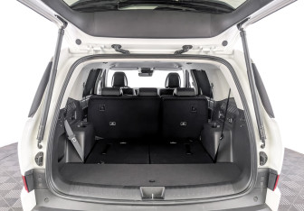 Новый Hyundai Santa Fe 2025 (8 фото)