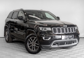 Подержанный автомобиль Jeep Grand Cherokee 2021 года (3 фото)