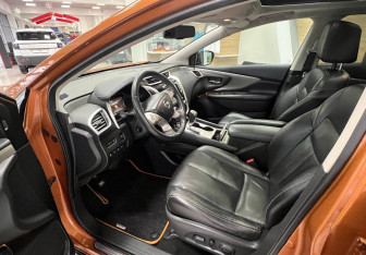 Подержанный автомобиль Nissan Murano Suv 2016 года (9 фото)