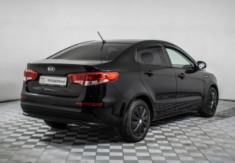 Подержанный автомобиль Kia Rio Sedan 2015 года (5 фото)