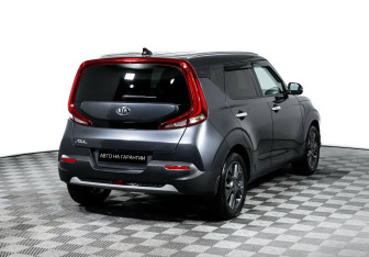 Подержанный автомобиль Kia Soul 2019 года (5 фото)