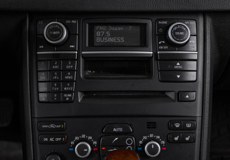 Подержанный автомобиль Volvo XC90 2012 года (19 фото)