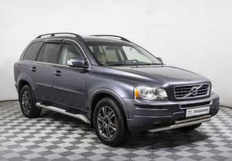 Подержанный автомобиль Volvo XC90 2008 года (3 фото)