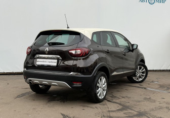 Подержанный автомобиль Renault Kaptur 2019 года (5 фото)