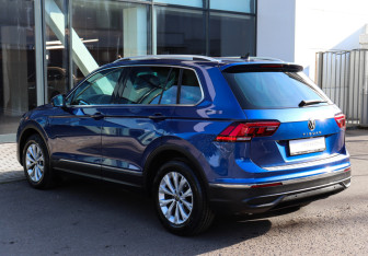 Подержанный автомобиль Volkswagen Tiguan 2021 года (6 фото)
