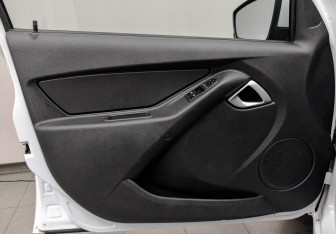 Подержанный автомобиль LADA (ВАЗ) Granta Sedan 2024 года (19 фото)