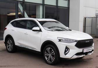 Подержанный автомобиль Haval F7 2020 года (3 фото)