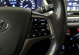 Подержанный автомобиль Hyundai Solaris Sedan 2019 года (24 фото)