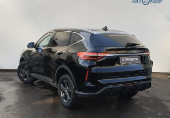 Подержанный автомобиль Haval F7 2024 года (6 фото)