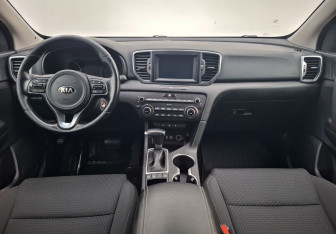 Подержанный автомобиль Kia Sportage 2016 года (12 фото)