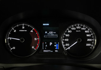 Подержанный автомобиль Mitsubishi Pajero Sport 2019 года (11 фото)