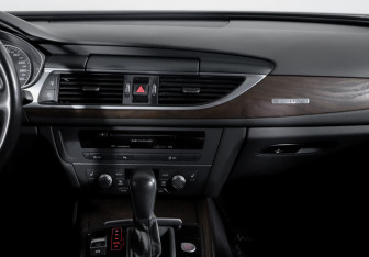 Подержанный автомобиль Audi A6 Sedan 2016 года (13 фото)