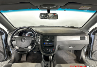 Подержанный автомобиль Ravon Gentra 2015 года (12 фото)