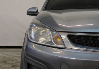 Подержанный автомобиль Kia Rio Hatchback 2020 года (14 фото)