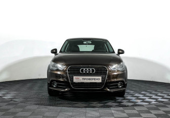 Подержанный автомобиль Audi A1 2010 года (2 фото)