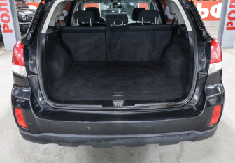 Подержанный автомобиль Subaru Outback Wagon 2010 года (10 фото)