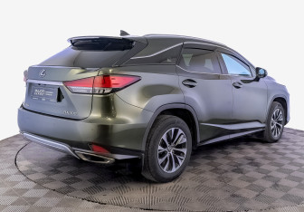 Подержанный автомобиль Lexus RX 2021 года (5 фото)