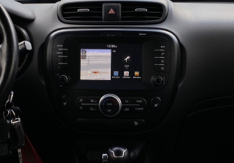 Подержанный автомобиль Kia Soul 2017 года (12 фото)