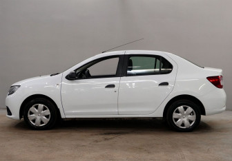 Подержанный автомобиль Renault Logan Sedan 2018 года (4 фото)