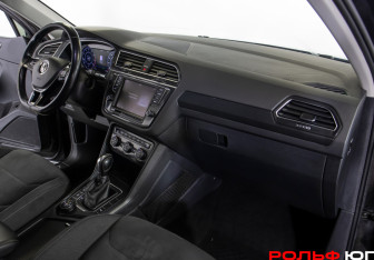 Подержанный автомобиль Volkswagen Tiguan 2017 года (7 фото)