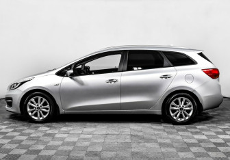 Подержанный автомобиль Kia Ceed Wagon 2017 года (3 фото)
