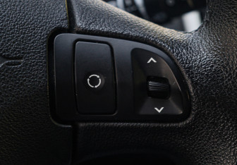 Подержанный автомобиль Kia Ceed Hatchback 2010 года (19 фото)
