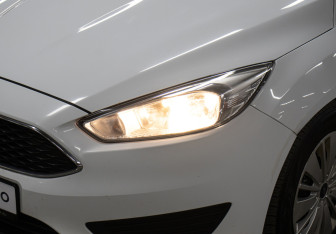 Подержанный автомобиль Ford Focus Wagon 2017 года (22 фото)