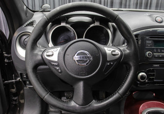 Подержанный автомобиль Nissan Juke 2012 года (17 фото)