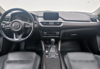Подержанный автомобиль Mazda 6 Sedan 2016 года (12 фото)