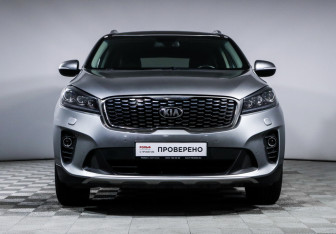 Подержанный автомобиль Kia Sorento 2018 года (2 фото)