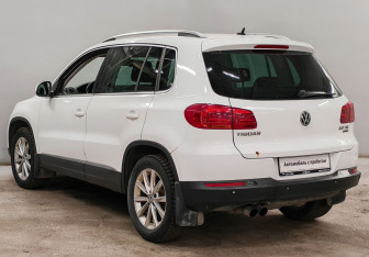 Подержанный автомобиль Volkswagen Tiguan 2012 года (6 фото)