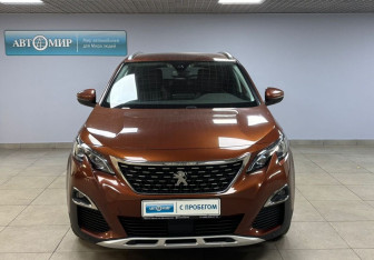 Подержанный автомобиль Peugeot 3008 2017 года (2 фото)