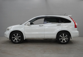 Подержанный автомобиль Honda CR-V 2012 года (8 фото)