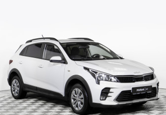 Подержанный автомобиль Kia Rio Hatchback 2022 года (2 фото)