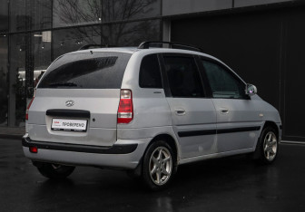 Подержанный автомобиль Hyundai Matrix 2006 года (5 фото)