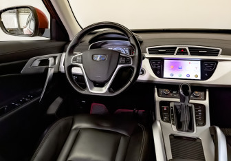 Подержанный автомобиль Geely Atlas 2020 года (30 фото)