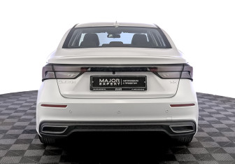 Подержанный автомобиль Omoda S5 2023 года (6 фото)