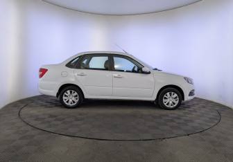 Подержанный автомобиль LADA (ВАЗ) Granta Sedan 2022 года (4 фото)
